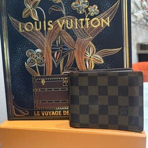 Louis Vuitton Damier men’s wallet